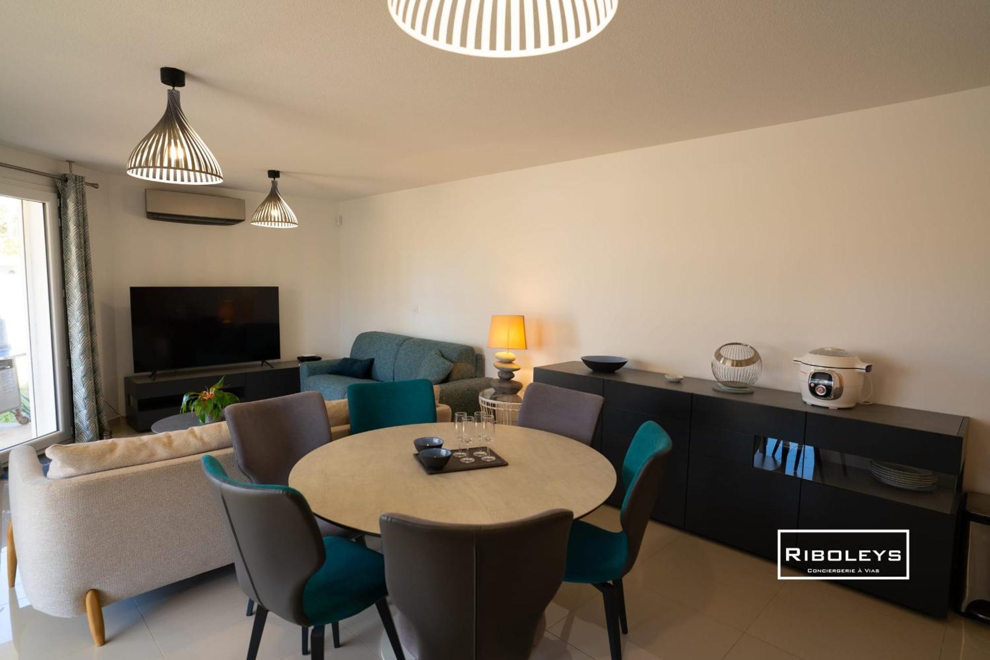 Grand T3 Neuf Climatise Avec Wifi A 100M De La Plage Vias Buitenkant foto